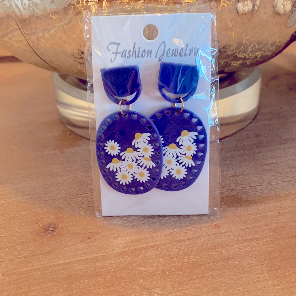 Resin flower earrings